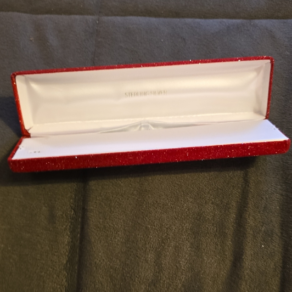 Red Glitter Necklace Or Bracelet Box